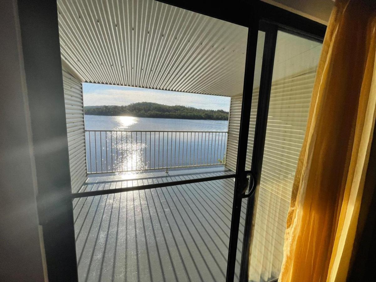 De Lago Resort On Lake Bennett Екстериор снимка
